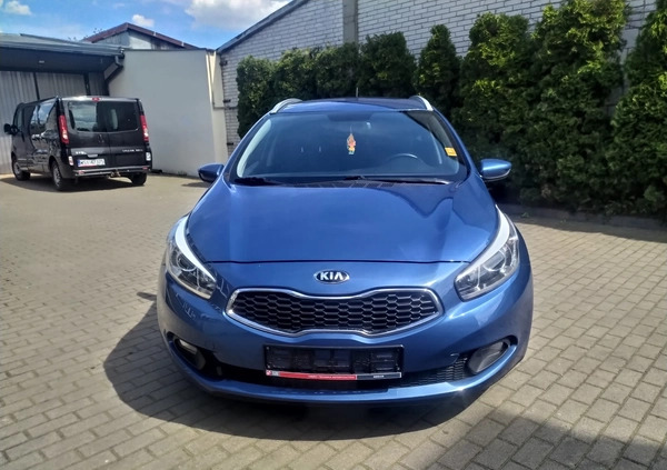 Kia Ceed cena 36900 przebieg: 169000, rok produkcji 2015 z Krzywiń małe 301